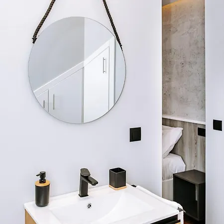 Dark Yellow Дом отдыха