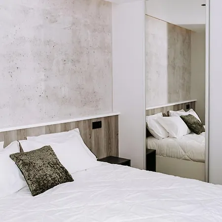 Dark Yellow Tatil Evi Ponta do Sol (Madeira)