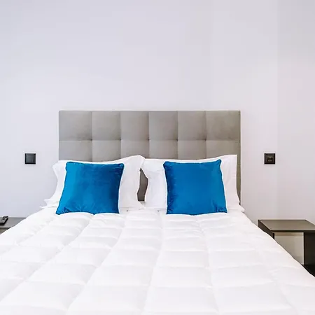 Tatil Evi Dark Yellow Ponta do Sol (Madeira)