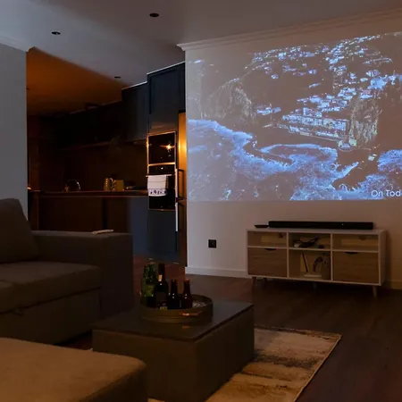 Dark Yellow Casa de Férias Ponta do Sol (Madeira)