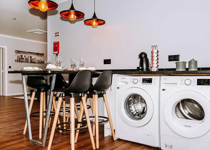 Dark Yellow ポンタ・ド・ソル