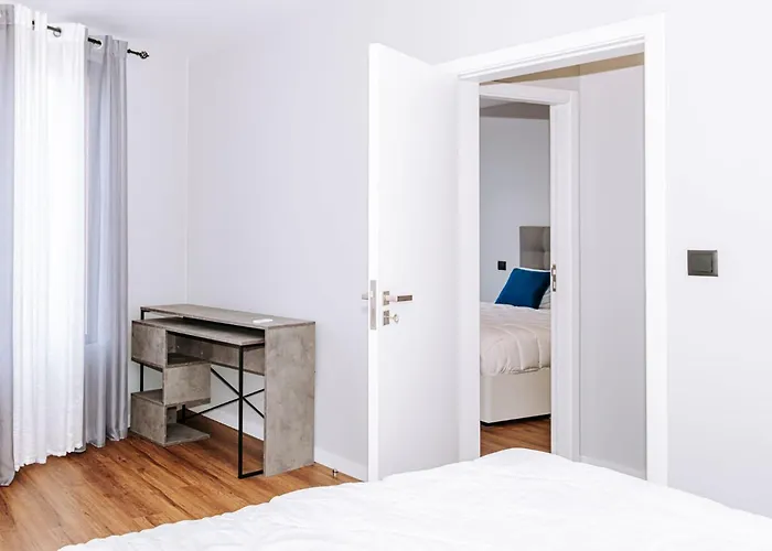 Casa vacanze Dark Yellow *