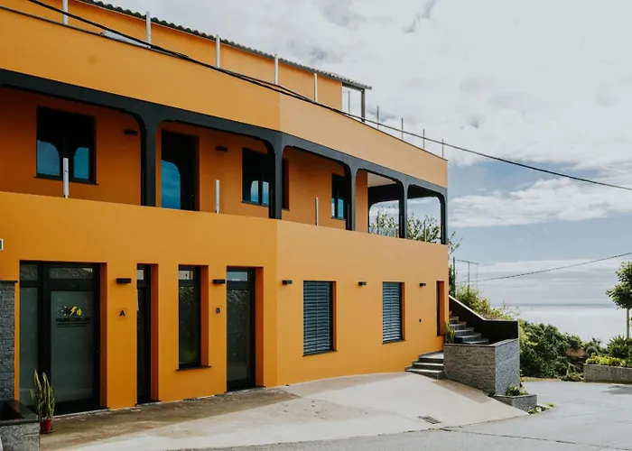 Dark Yellow ポンタ・ド・ソル